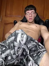 ArthurDavies_ webcam model stream image