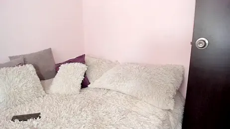 Room312_ webcam model stream image