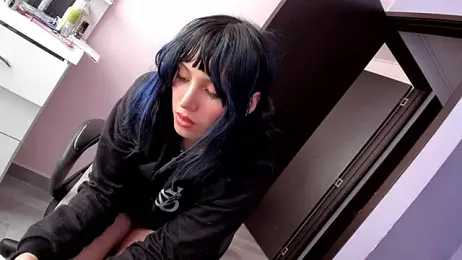 Room312_ webcam model stream image