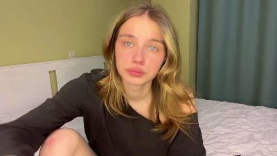 LindseyWatah webcam model stream image