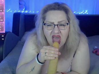 AngelinaGlam webcam model stream image