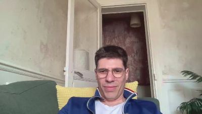 mont4 webcam model stream image