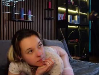 izzy_inked webcam model stream image