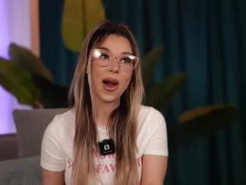 assmerising webcam model stream image