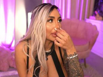 AmberFires webcam bongacams model stream image