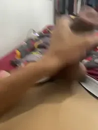 7_see_7 webcam model stream image