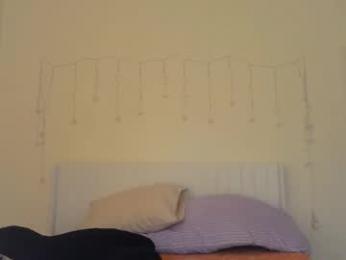 switchykitty webcam model stream image