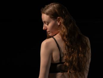 AnnaRosella webcam model stream image