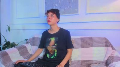 AliceMadnes webcam model stream image