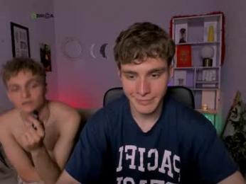 astren_villo webcam model stream image