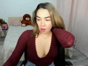 alexa_dolly webcam model stream image