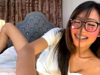 gleiahong webcam chaturbate model stream image