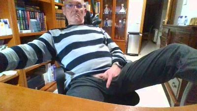 quique185bcn webcam cam4 model stream image