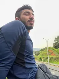 ArturoCardona_ webcam model stream image