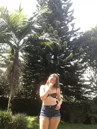 Angiehuston1 webcam model stream image