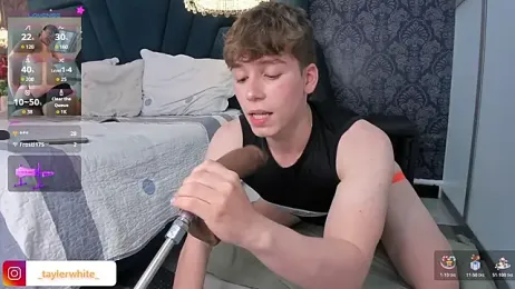 TaylerWhite webcam model stream image