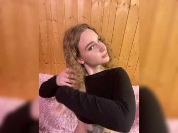 Sweetie_Kitty webcam model stream image