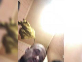 Rozza30-1 webcam model stream image