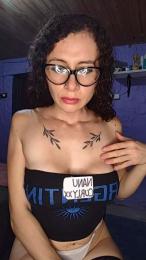 nanuxxx1 webcam cam4 model stream image