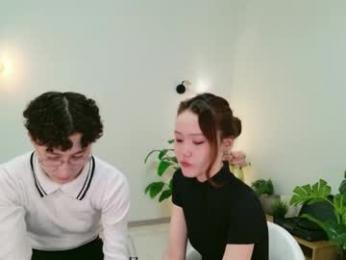 pinktwinss webcam model stream image