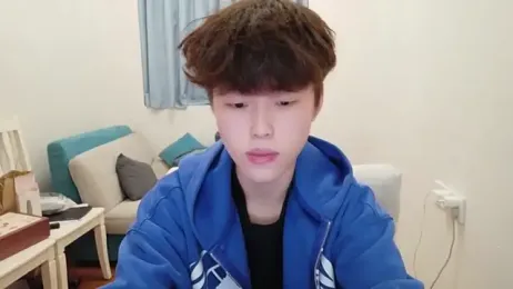 L1kuto webcam model stream image