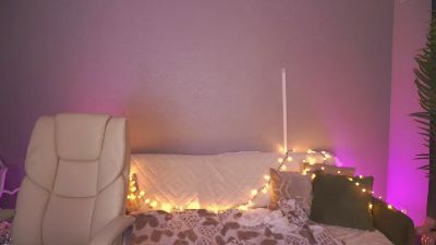 LylaYeess webcam model stream image