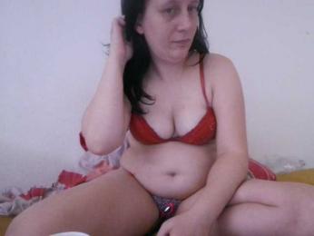 Larasaintporn webcam model stream image