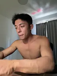 Yooo17 webcam stripchat model stream image