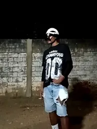 spittingpig1 webcam model stream image