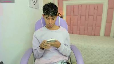 FerPhoenix_ webcam model stream image