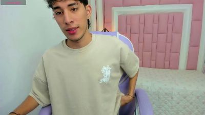 FerPhoenix_ webcam model stream image