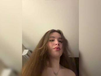 YourLadyyy webcam bongacams model stream image