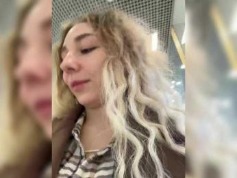 JJane- webcam model stream image