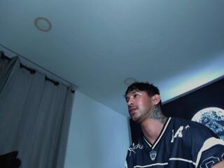 Dammian Miller webcam model stream image