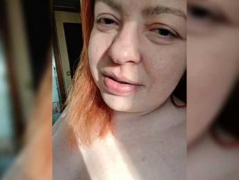 Dinochka38 webcam model stream image