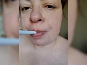 Dinochka38 webcam bongacams model stream image