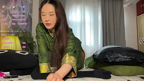 meowLili webcam model stream image