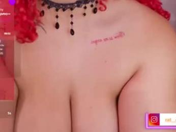 iriisfeitan webcam chaturbate model stream image