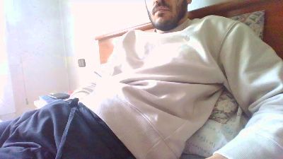 Alvarobcn34 webcam model stream image