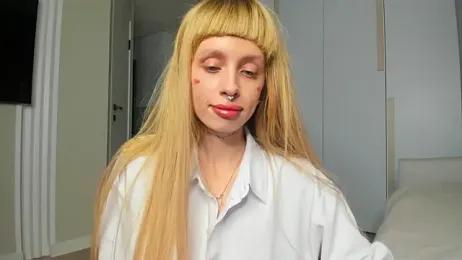 FlowerOfSin2001 webcam model stream image