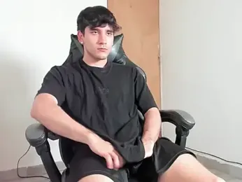 leo030809 webcam model stream image