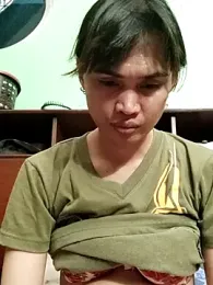 QueenSoreal webcam model stream image