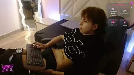 Elian_tay webcam model stream image