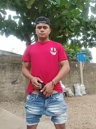 HOTRAINYGOLDEN webcam model stream image