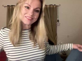 LilithNewdawn webcam bongacams model stream image