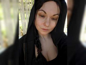 LilithNewdawn webcam model stream image