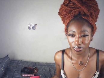 LeylieCandy webcam model stream image