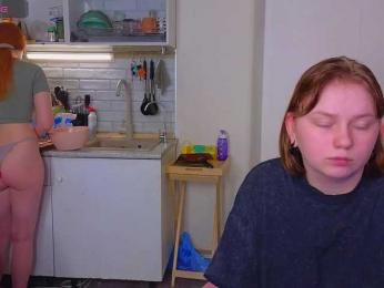 radianttwoX webcam bongacams model stream image