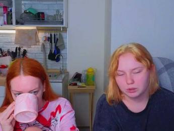 radianttwoX webcam bongacams model stream image