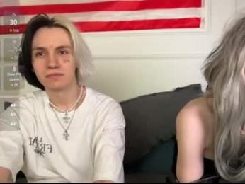 veryraretwins webcam chaturbate model stream image